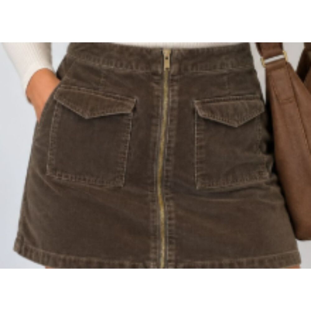 Vince Camuto Dark Olive Green Cargo Utility Mini Skirt Front Zip